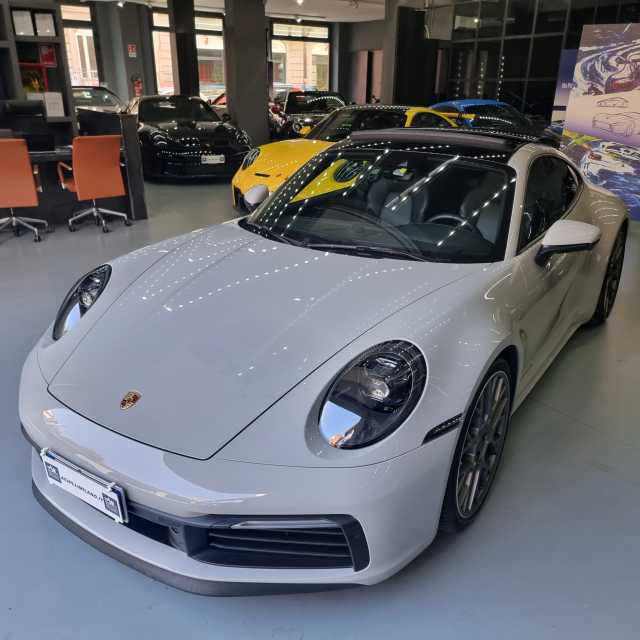 Porsche 992/911 Carrera 4S CARBO-TETTO-PDCC-RADAR