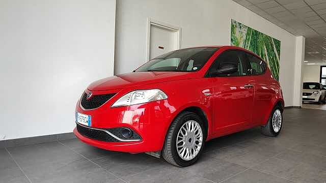 Lancia Ypsilon 1.3 MJT 16V 95 CV 5 porte S&S Silver