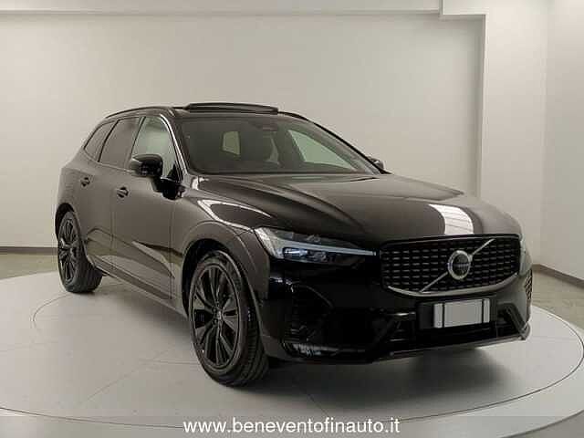 Volvo XC60 B4 (d) AWD automatico Ultimate Dark