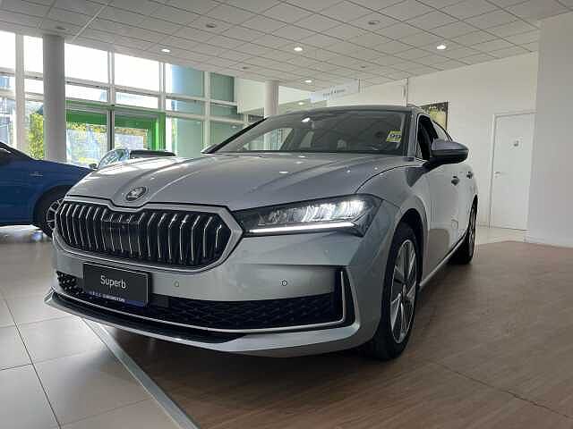 SKODA Superb 4ª serie 2.0 TDI EVO 150 CV SCR DSG Wagon Style