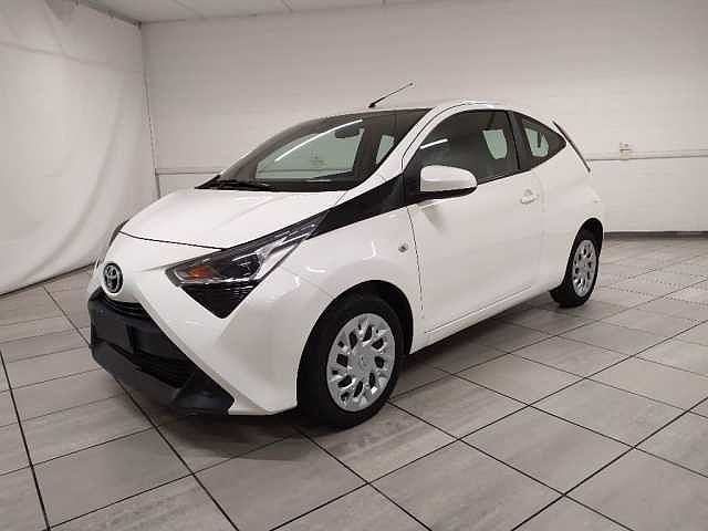 Toyota Aygo 3p 1.0 x-cool 72cv