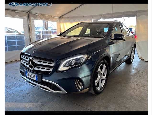 Mercedes-Benz Classe GLA Gla 180 premium auto