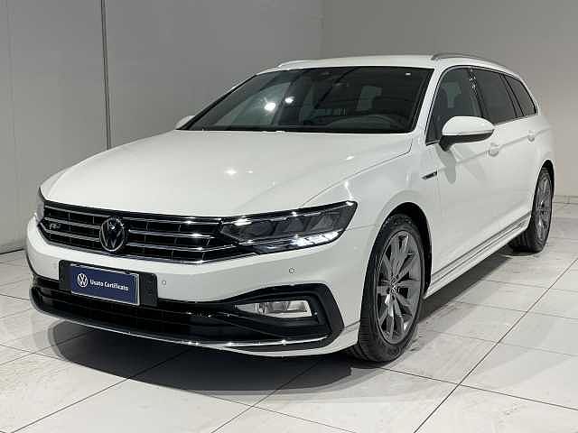 Volkswagen Passat Variant 8ª serie 2.0TDI EVO DSG Executive - IVA ESPOSTA -