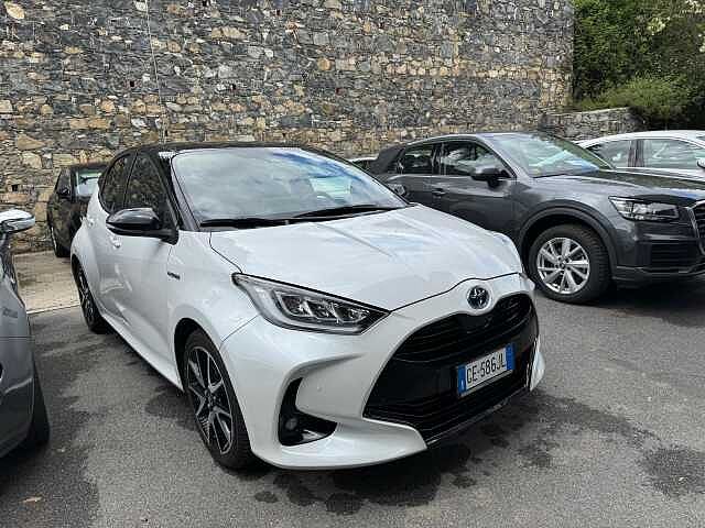 Toyota Yaris 4ª serie 1.5 Hybrid 5 porte Style