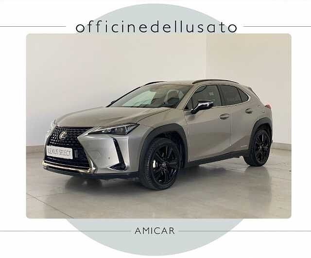 Lexus UX Hybrid 4WD Midnight