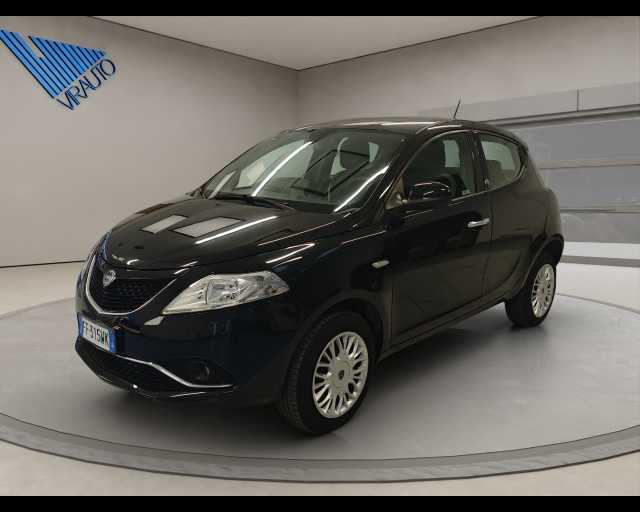 Lancia Ypsilon Ypsilon 0.9 TwinAir 85 CV 5 porte Metano Ecochic Silver