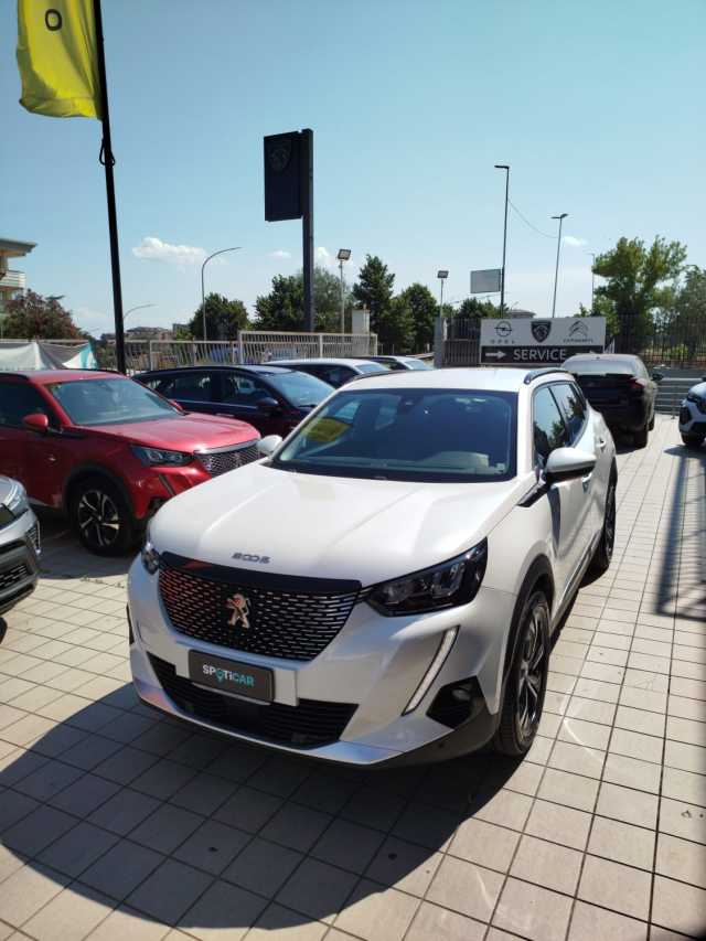 Peugeot 2008 PURE TECH 130 ALLURE PACK