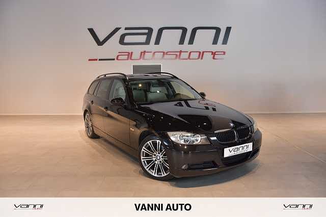 BMW Serie 3 320d Touring Attiva