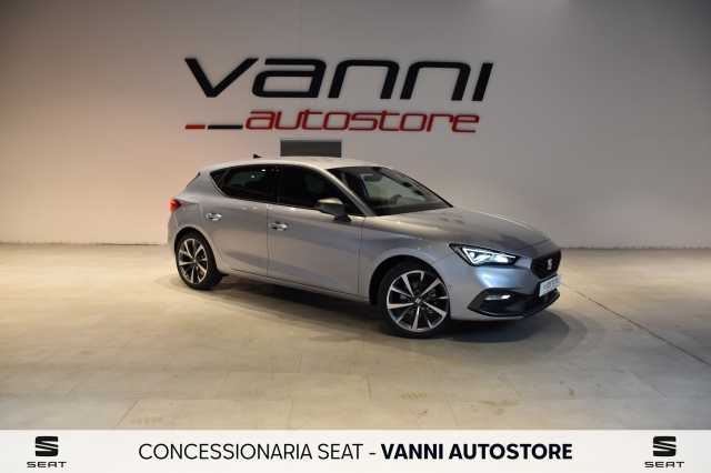 SEAT Leon 1.5 eTSI 150 CV DSG FR