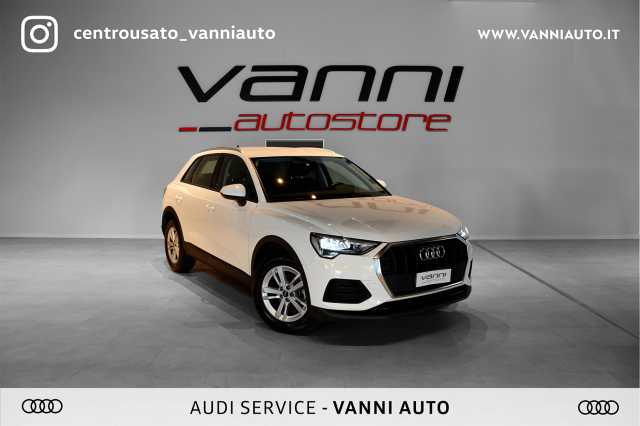 Audi Q3 35 TDI S tronic Business