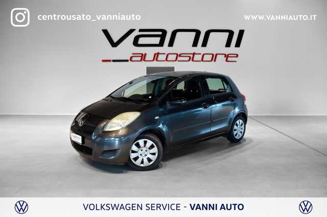 Toyota Yaris 1.0 5 porte