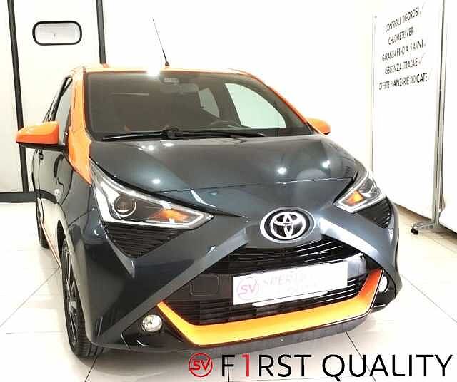 Toyota Aygo 2ª serie Connect 1.0 VVT-i 72 CV 5 porte x-clusiv