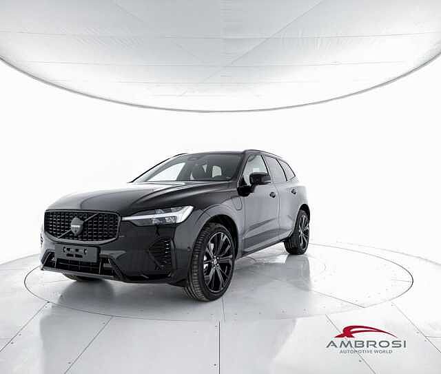 Volvo XC60 Black Edition T6 AWD Plug-in hybrid Elettrica/Benzina Ultra