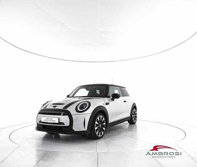 MINI Cooper SE 3 Porte SE Classic Premium Package