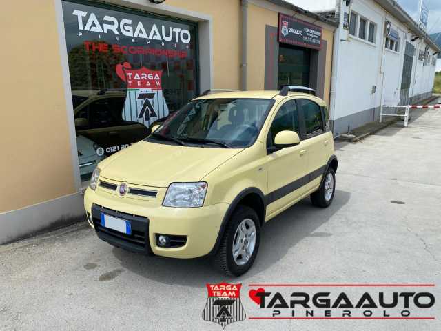 Fiat Panda 1.3 MJT 16V DPF 4x4 Climbing