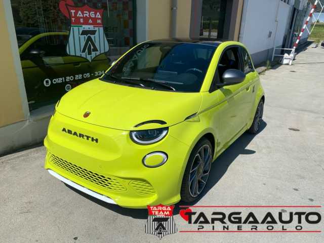 Abarth 500e Scorpionissima